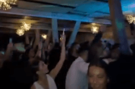 Slika uz članak: Studenti iz Republike Srpske, Srbije i Crne Gore pevali "Ruzmarin"; Podrška zajedništvu srpskog naroda VIDEO