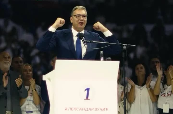 Slika uz članak: "Vidimo se sutra u Novom Sadu"; Vučić poslao snažnu poruku pred veliki skup: "Bez podela i blokada"VIDEO