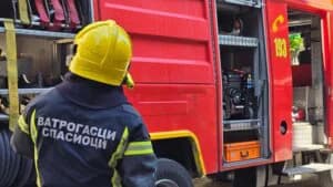Slika uz članak: Požar u magacinu za skladištenje opasnih materija u Barajevu, izdato upozorenje građanima