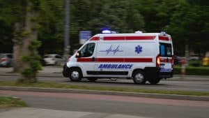 Slika uz članak: Automobil udario ženu na pešačkom prelazu u Dečanskoj ulici
