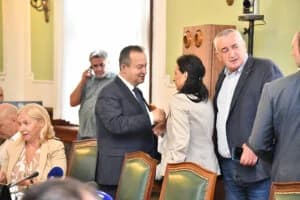 Slika uz članak: Dačić poručuje da postoji „tiha većina kojoj je je više dosta sukoba podela i svađa“