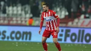 Slika uz članak: Kratak odgovor Zvezdinog veziste: Elšnik upitan o minutu ćutanja za Ratka Mladića