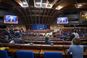 Slika uz članak: Delegacija Skupštine Srbije na zasedanju Saveta Evrope o Kosovu, Mladiću, Sarajevo safariju