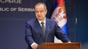 Slika uz članak: OPREZ VOZAČI, ALI I OSTALI: Saobraćajci, od sutra kažnjavaju, velika akcija do 11. oktobra, javio se Dačić