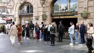 Slika uz članak: Pošta Srbije razjasnila dilemu oko 6.000 dinara: Nema potrebe da stvarate gužve