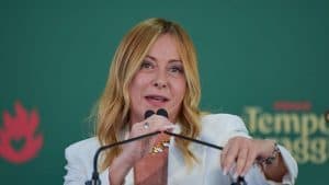 Slika uz članak: Italija zabranila burke i nikab u školama i ograničila broj stranaca u odeljenjima