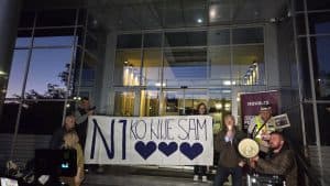 Slika uz članak: Novinari sa skupa podrške redakciji portala Nova.rs: Kolege pokazale da imaju integritet i zaštitile profesiju