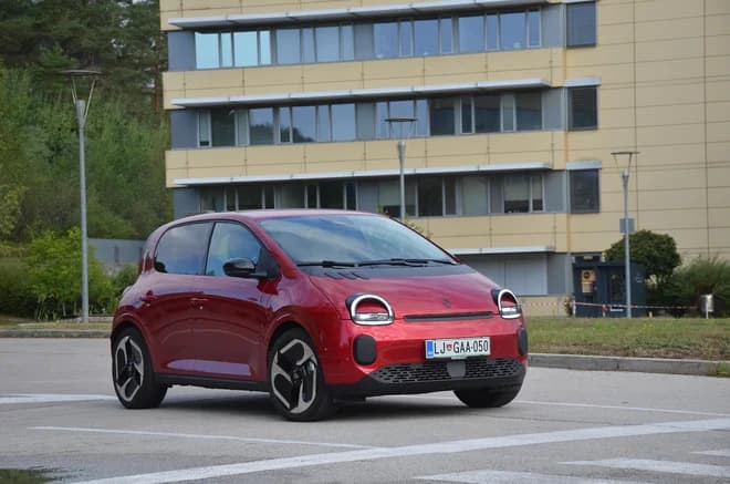 Slika uz članak: Električni twingo: retro videz, slovenska izdelava in nizka poraba