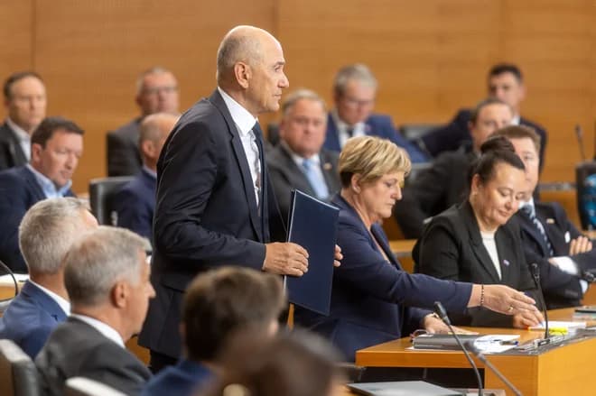 Slika uz članak: Predsednica prvič po 30 mesecih z vrha lestvice