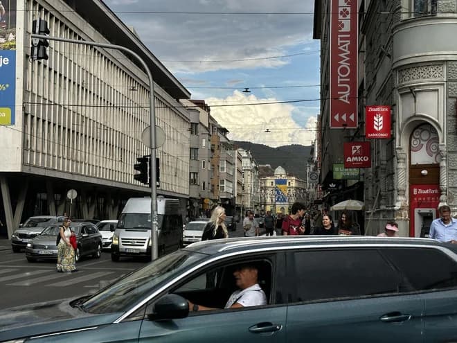 Slika uz članak: Koga čaka Mujo in kam bo šel mali Faruk