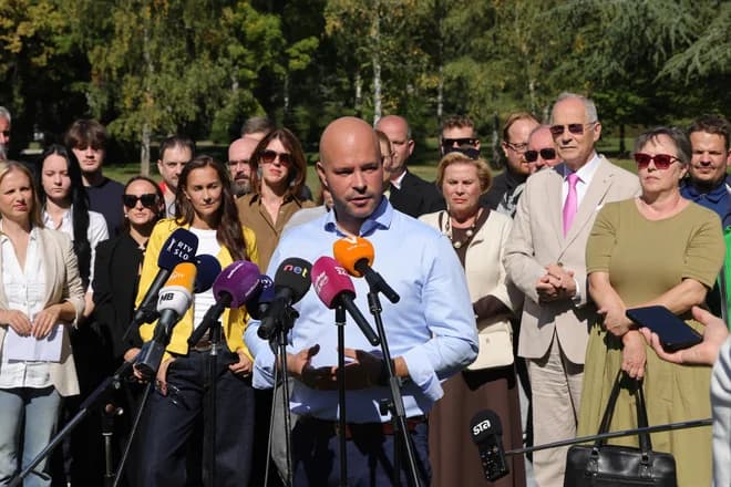 Slika uz članak: Arsenovič po dveh mandatih odhaja, v boj osem kandidatov