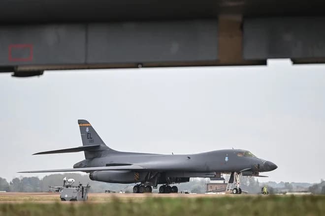 Slika uz članak: ZDA po varnostni grožnji umaknile bombnike iz britanske baze, je vpleten Iran?