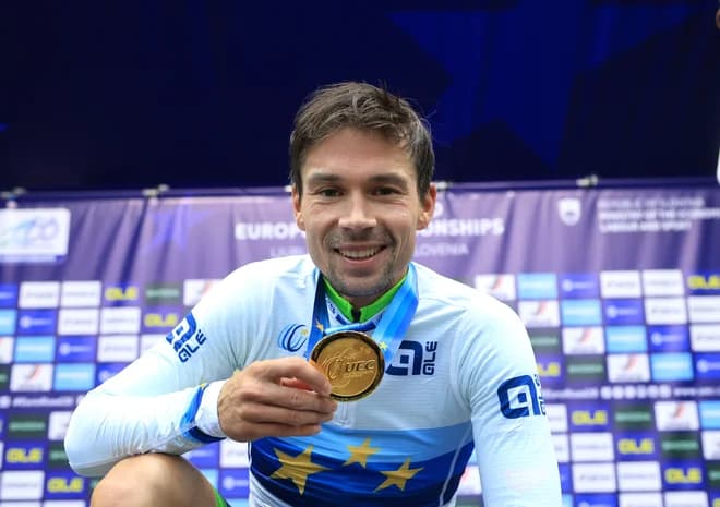 Slika uz članak: Rogličevo zlato EP je bilo izložba za SP in Tour