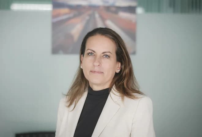 Slika uz članak: Umetna inteligenca poslovnih uporabnikov pod drobnogledom