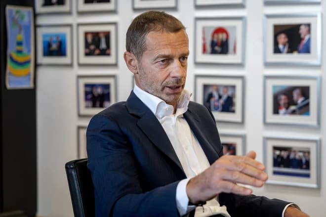 Slika uz članak: Aleksander Čeferin rešuje slovaškega predsednika