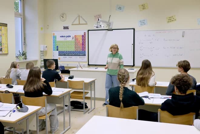 Slika uz članak: Plače učiteljev: Slovenija na dnu Evrope