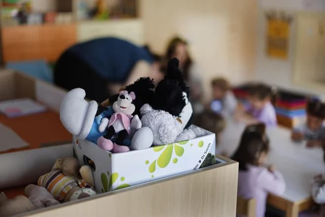 Slika uz članak: Nevarne igrače med slovenskimi otroki, opozarjajo tudi pediatri