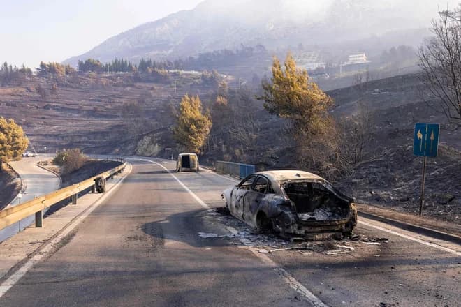 Slika uz članak: Preminula peta osoba stradala u velikom požaru u Omišu