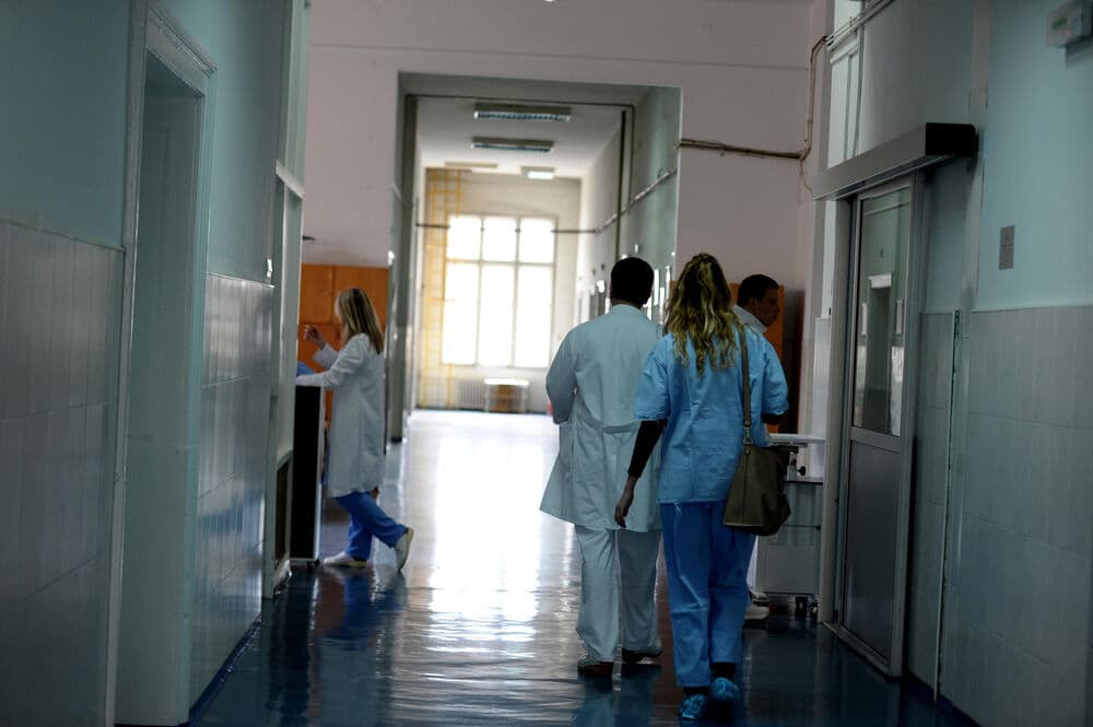 Slika uz članak: BRANILI DRUGARICE, PA IZBODENI Otkriveni detalji haosa u lokalu, napao ih pijani gost