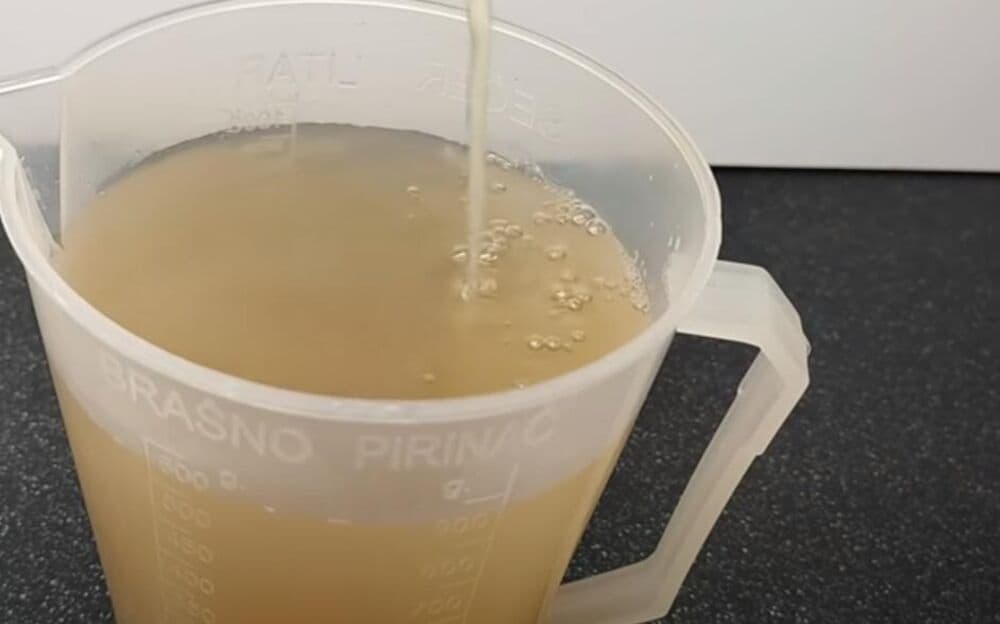 Slika uz članak: Recept za domaći napitak od 3 sastojka koji pomaže u borbi sa prehladom: Pravi se čim krenu prve tegobe