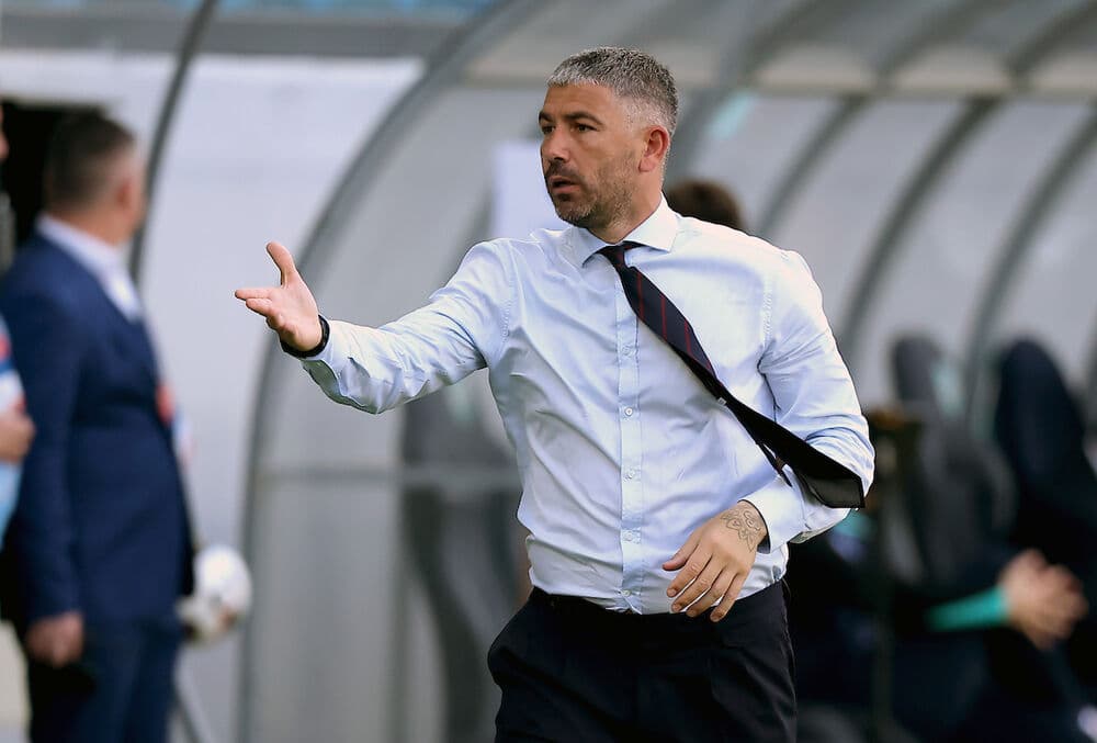 Slika uz članak: SUSPENDOVAN ALEKSANDAR KOLAROV! Bivši srpski reprezentativac kažnjen, evo koliko će morati da plati kaznu