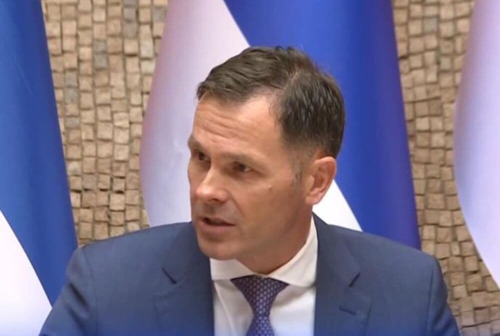 Slika uz članak: Ministarstvo finansija hitno upozorilo građane Srbije da ne ulažu novac!