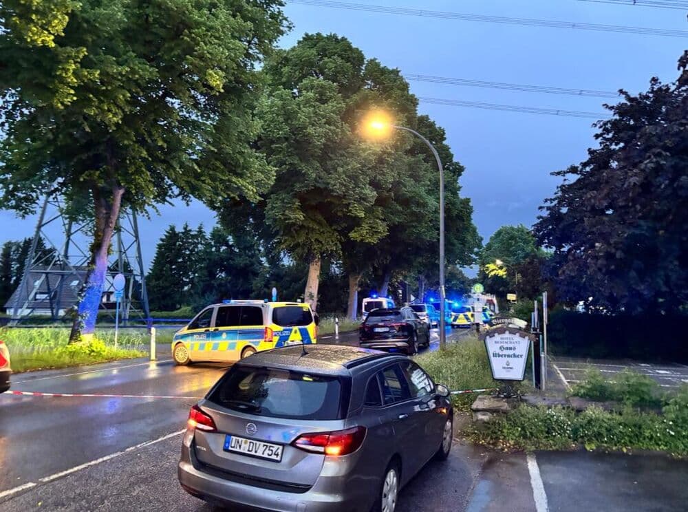 Slika uz članak: Ima ranjenih! Pucnjava kod gradske skupštine: Opsadno stanje u ovom nemačkom gradu (FOTO)