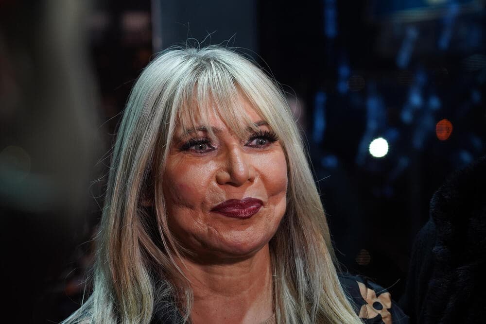 Slika uz članak: KOMŠIJE SUZANE JOVANOVIĆ RAZVEZALE JEZIK! Narod otkrio šta se PRIČA PO SELU: "Sve će to da PRODA! KUĆA ZJAPI..."