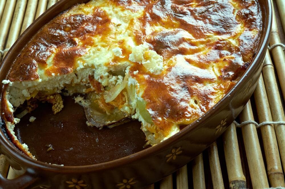 Slika uz članak: Ručak bez mane: Spoj mesa, krompira i sira sa kojim nema promašaja, domaćice će se otimati za recept