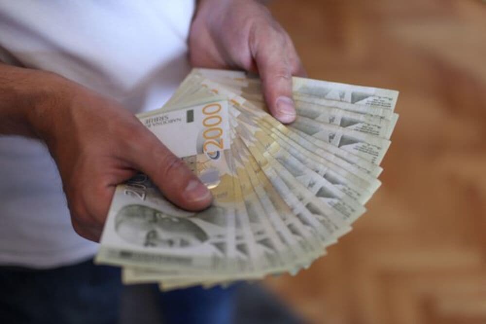 Slika uz članak: Sada je zvanično: Ovi građani Srbije dobijaju 50.000 dinara