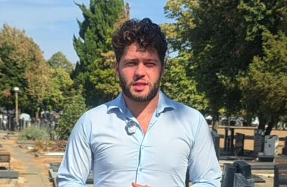 Slika uz članak: "POTREBAN JE OPREZ AKO..." Veroučitelj Aleksandar otkrio da li TRUDNICE smeju na GROBLJE! Razrešio VEČITU DILEMU