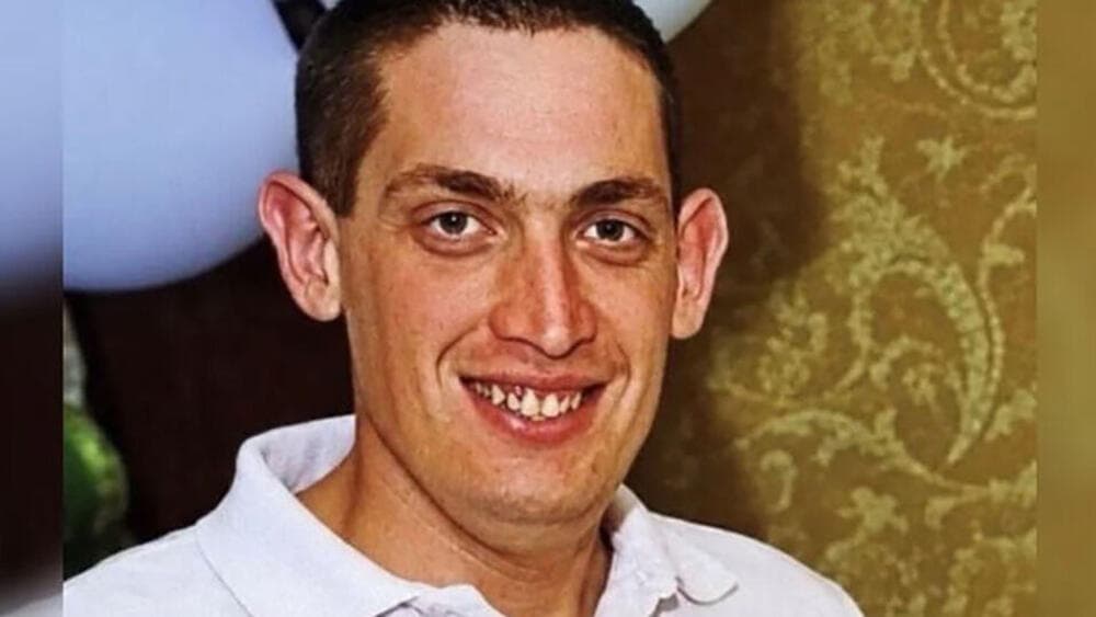 Slika uz članak: Nestao Darko (31) iz Vršca: Poslednji put viđen na stanici u Beogradu, porodica van sebe od brige!