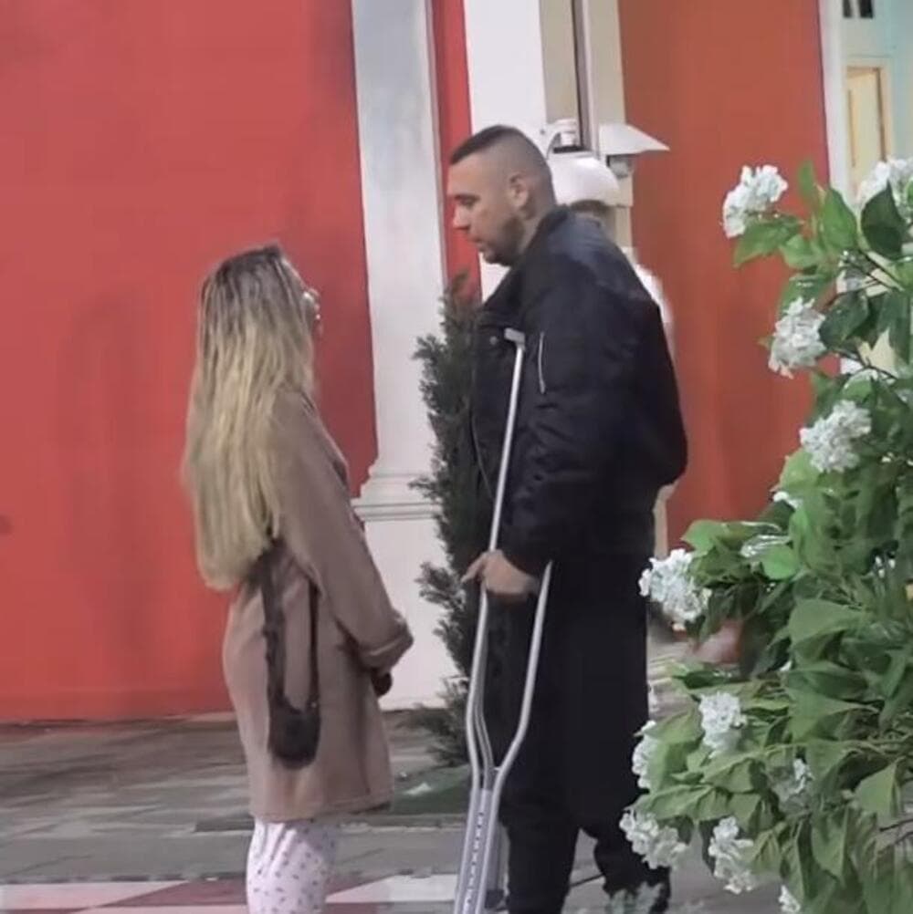 Slika uz članak: "OD GO*NA SE PITA NE PRAVI": Drama u Šimanovcima, Filip doživeo POMRAČENJE! Žestok OKRŠAJ, uletelo OBEZBEĐENJE