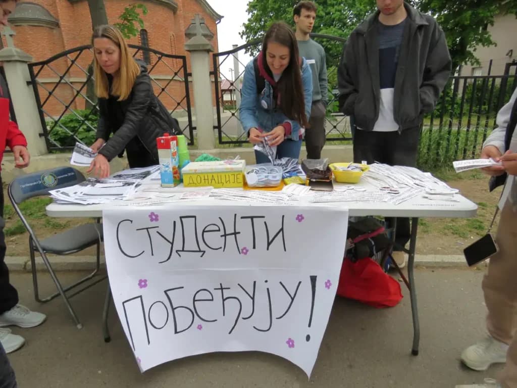 Slika uz članak: Studenti danas i sutra u akciji Od vrata do vrata u Vojvodini i Mačvi