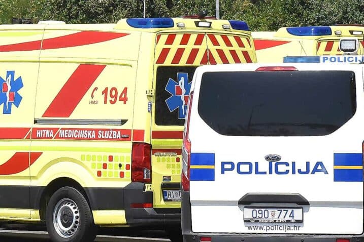 Slika uz članak: Nesreća u blizini Senja: Srušio se motorni zmaj; muškarac i žena pevezeni su u riječku bolnicu