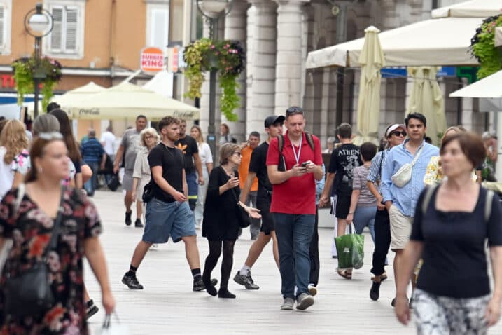Slika uz članak: Danas još do 30 °C, a onda nagla promjena. Stižu kiša, pljuskovi i osjetno svježiji dani