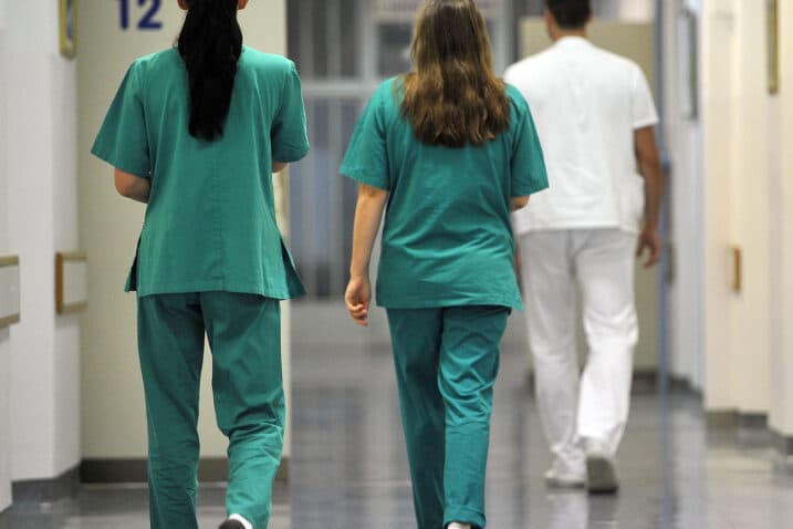Slika uz članak: “Kada se čuje kolika je plaća, nitko neće raditi”: Odlazak medicinskih sestara sve teže pogađa pacijente