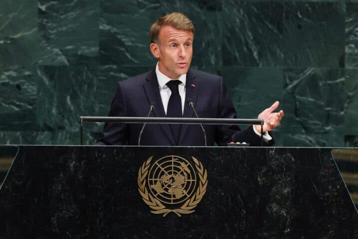 Slika uz članak: Macron se obrušio na Trumpa, udarao šakom po govornici: "Svi bi se trebali stidjeti!"