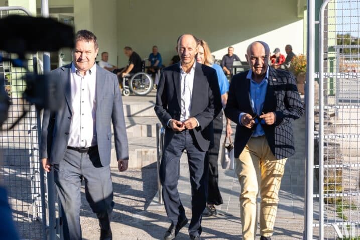 Slika uz članak: Ružić obišao gospićki Dom za starije osobe, u tijeku adaptacija