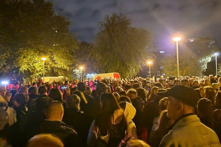 Slika uz članak: Baretovi obožavatelji okupili se u Sopotu: “Sve svoje tragedije pretočio je u rock glazbu koju je živio”