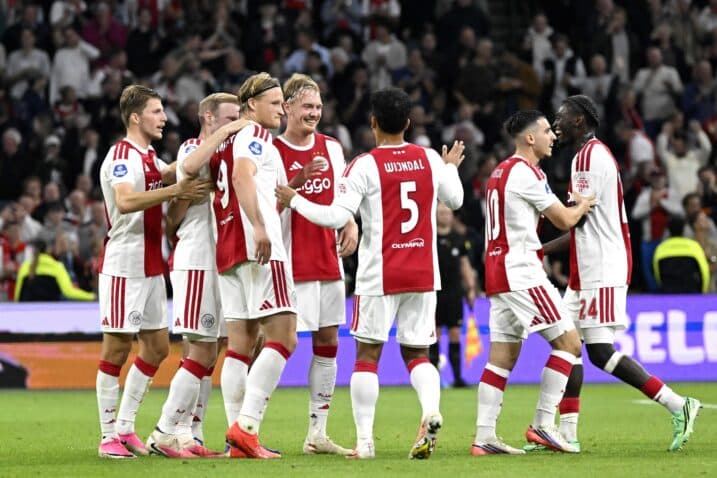 Slika uz članak: Ajax uoči dolaska na Poljud osvojio samo bod pred svojim navijačima