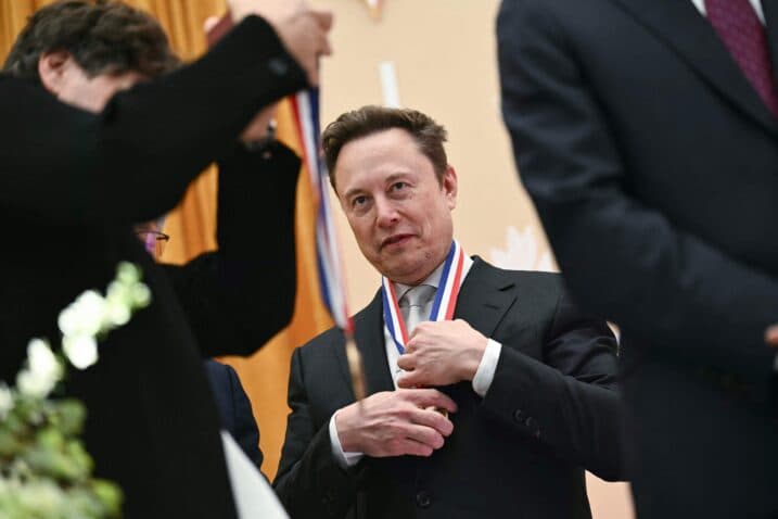 Slika uz članak: Ukrajinski dronovi ostali su bez ključne potpore, Musk otkrio: ‘O tome odlučuje predsjednik’