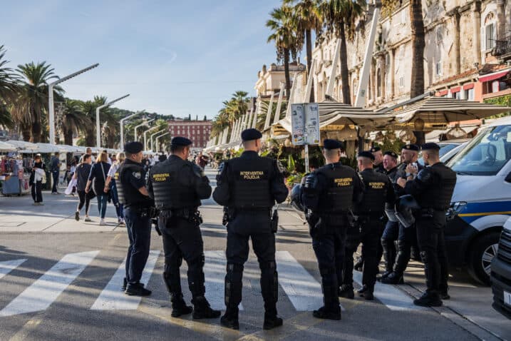 Slika uz članak: Zbog govora mržnje u Splitu uhićene četiri osobe, policija traga za još 15-tak čiji je identitet utvrđen
