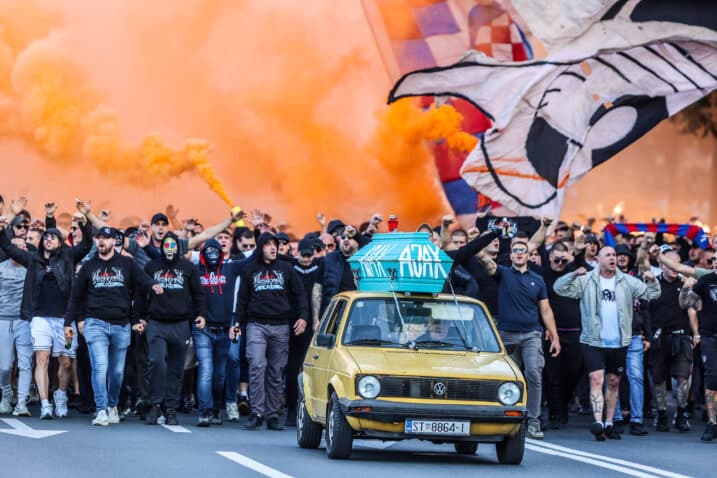 Slika uz članak: Nakon nacističkih povika u Splitu: Pritvor za 13 navijača Torcide, policija traga za desetoricom