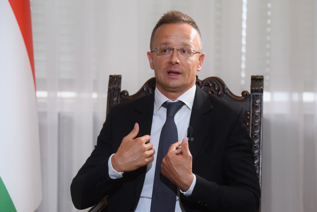 Slika uz članak: Krivična prijava protiv Petera Sijarta: Na privatne letove spiskao milijarde forinti