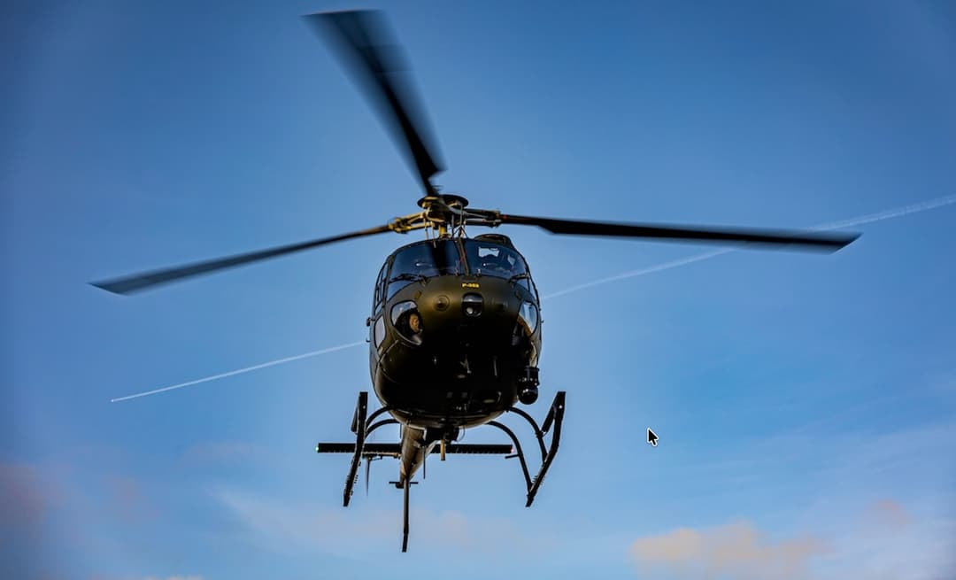 Slika uz članak: „Moskva postepeno pomera granice“: Ruska fregata ispalila signalne rakete na danski vojni helikopter