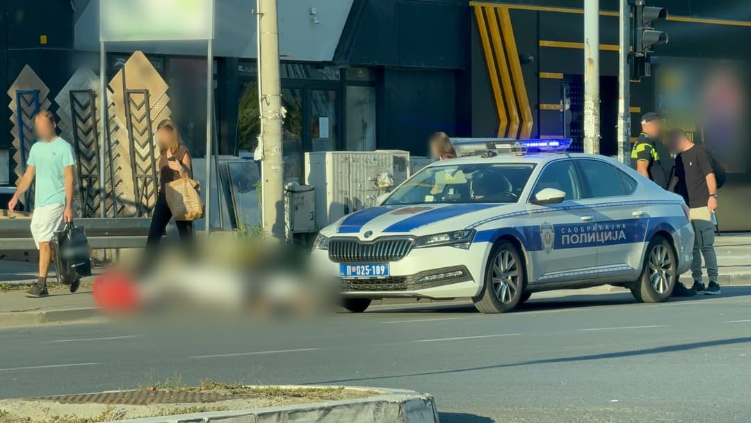 Slika uz članak: Жена погинула на Карабурми након што ју је ударио аутомобил