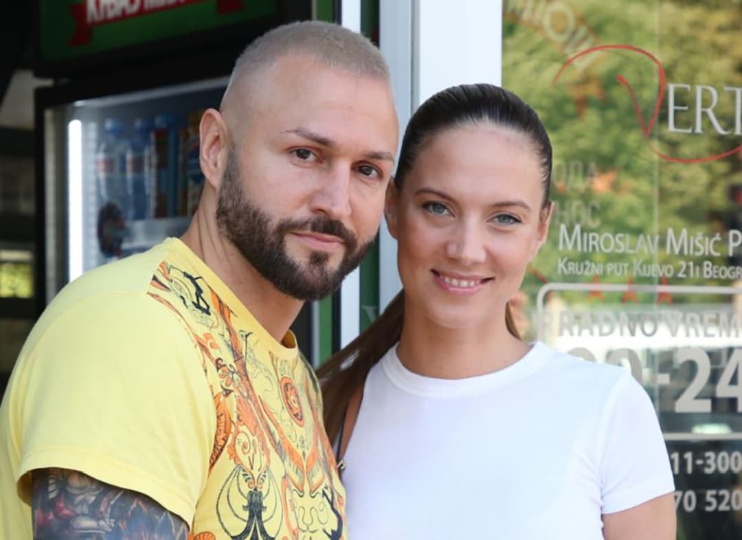 Slika uz članak: Evo kako danas izgleda Ivana koju je Ša ostavio: Slavi 40. rođendan i blista, a od repera uzela 150.000 evra