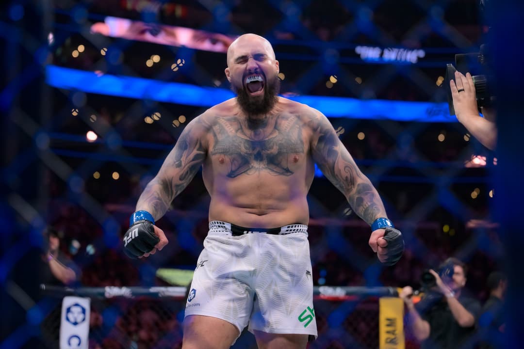 Slika uz članak: Najveći šok u novijoj istoriji UFC! "Velika nada" popila stravičan nokaut u prvim sekundama borbe!