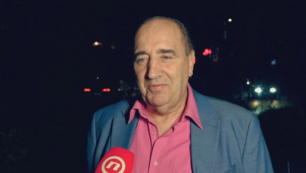 Slika uz članak: Grdović podijelio fotografiju s legendom pa oduševio porukom: „Ma piva bi i pet dana“